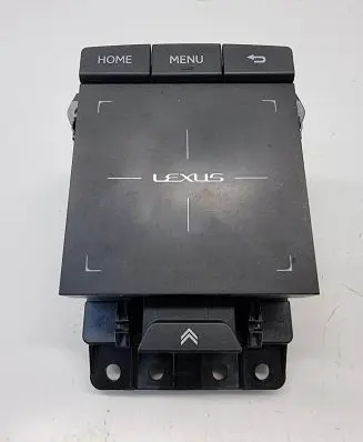 Head unit multimedia control
