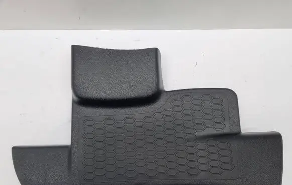 Dodge Durango Rear sill trim cover 1NC85DX9AD 100977070BLR