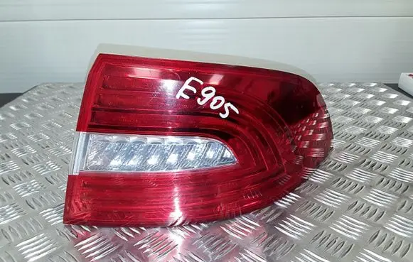 Skoda Superb B6 (3T) Rear/tail lights 3T5945096A