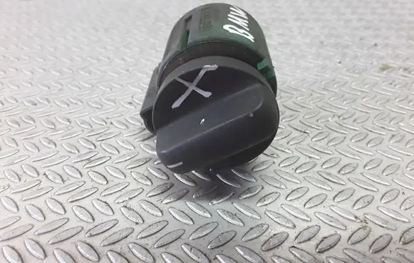 BMW 5 E39 Light switch 549445500