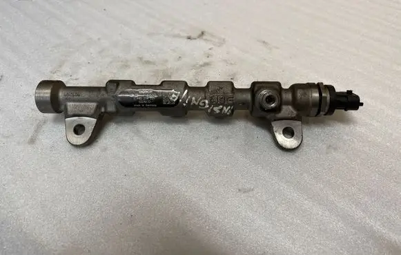 Opel Insignia A Fuel main line pipe 0445214221 55576177