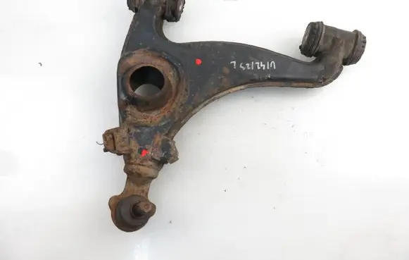 Mercedes-Benz E W124 Front control arm 