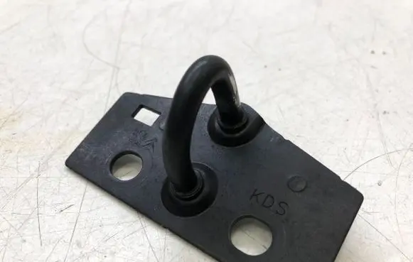 Citroen DS5 Trunk lock loop 