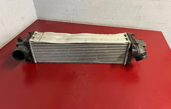 BMW X1 F48 F49 Intercooler radiator 7617600 17517617600
