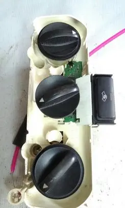 Toyota Corolla Verso AR10 Air circulation switch 559000F011