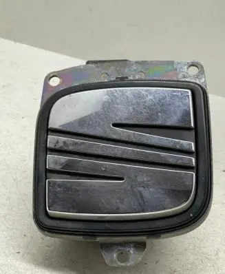 Seat Ibiza III (6L) Tailgate/trunk/boot exterior handle 7L6827573B