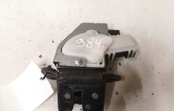 Mazda 6 Tailgate/trunk/boot lock/catch/latch C6728