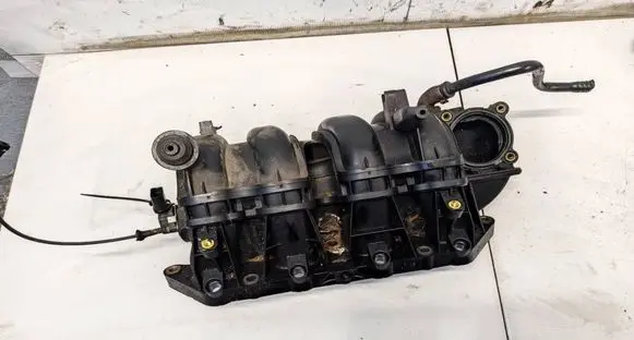 Audi A2 Intake manifold 03G129711BH