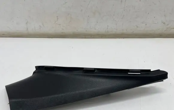 Porsche Taycan 9J1 (C) pillar trim 9J1867287