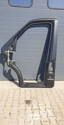 Mercedes-Benz Sprinter W906 Front quarter panel 