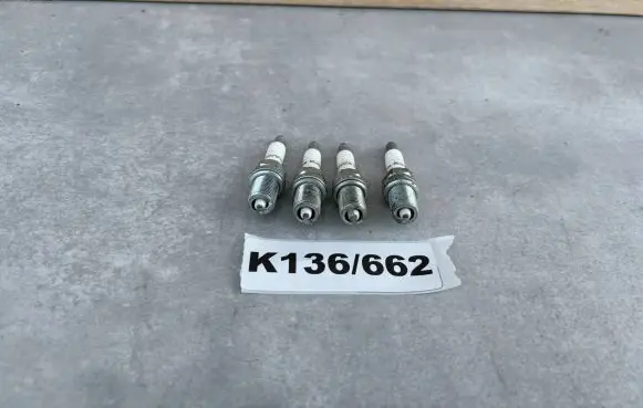 Opel Corsa B Spark plug RC10YCC4