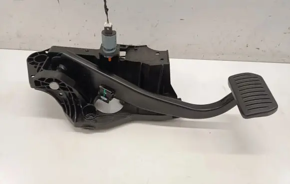 Polestar 2 Brake pedal 32264404
