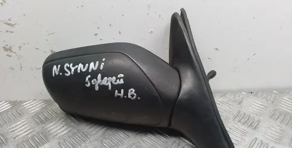 Nissan Sunny Manual wing mirror 023254