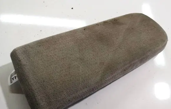 Volkswagen Golf IV Armrest 