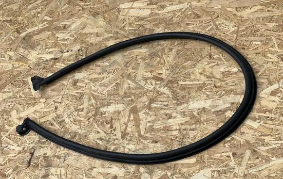 Mercedes-Benz Sprinter W907 W910 Rubber seal rear door A9107820100 A9107820000