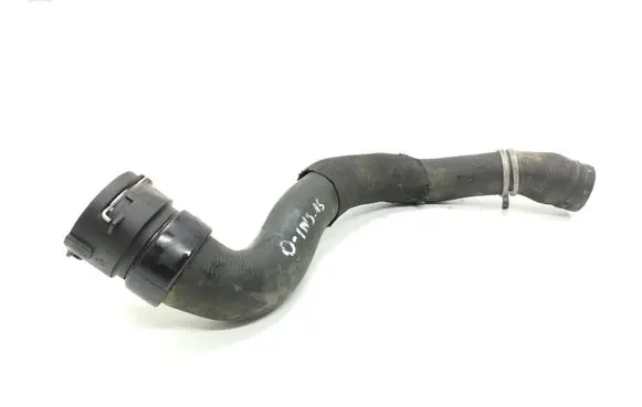 Opel Insignia A Engine coolant pipe/hose