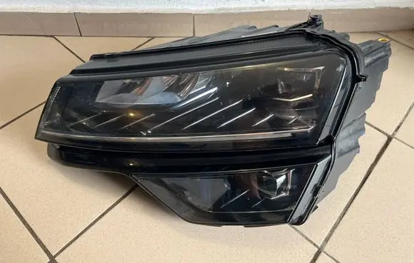 Skoda Karoq Headlight/headlamp 57B941015D