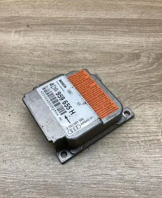 Audi A8 S8 D2 4D Airbag control unit/module 4D0959655H 0285001309