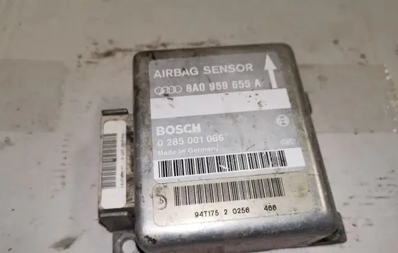 Audi A6 S6 C4 4A Airbag control unit/module 8A0959655A 0285001086
