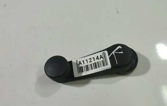 Skoda Fabia Mk2 (5J) Front door window winding handle 