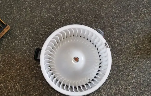 Buick Encore GX I Heater fan/blower F00S3B2594