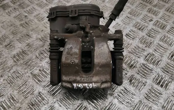Infiniti Q30 Rear brake caliper