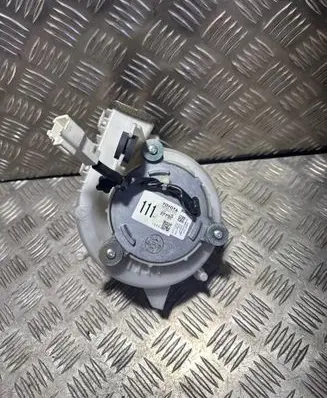Toyota Prius (XW30) Hybrid/electric vehicle battery fan G923047020 1173001111