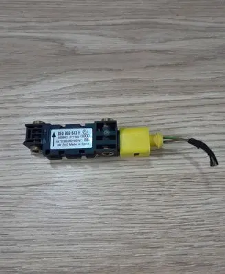 Audi A4 S4 B6 8E 8H Airbag deployment crash/impact sensor 8E0959643E