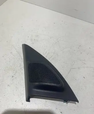 Volvo V70 Front door speaker 30781067