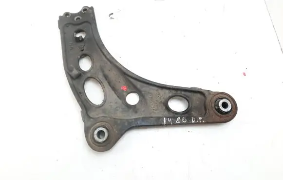 Opel Vivaro Front control arm 8200395034 93853465