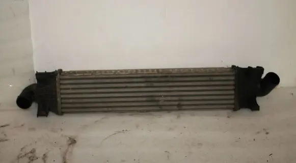 Ford Focus C-MAX Intercooler radiator 3m5h9l440ad