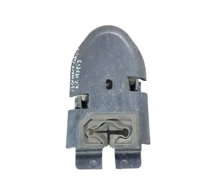 Fender mounting bracket