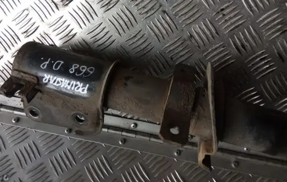 Nissan Primastar Front shock absorber/damper
