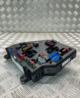 BMW X3 F25 Fuse module 9315151