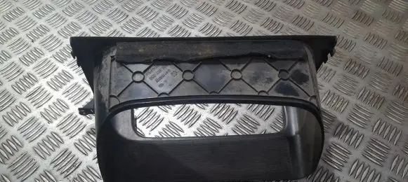 Volkswagen Golf III Dashboard trim 1h6857059