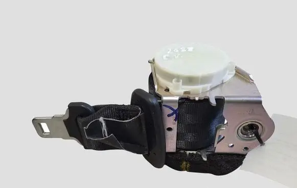 Ford C-MAX II Rear seatbelt AM51R611B68BD3YYW