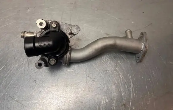 Mitsubishi ASX Thermostat housing 