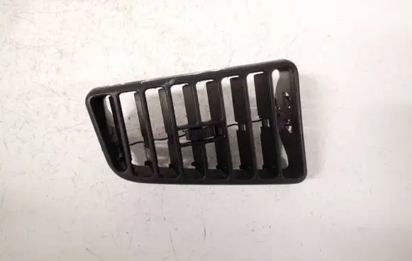 Volkswagen PASSAT B3 Dash center air vent grill 357819756