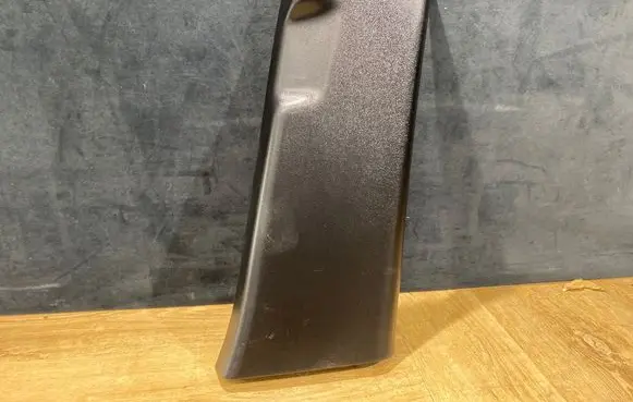 Land Rover Range Rover Sport L494 (B) pillar trim (bottom) DPLA243A52A