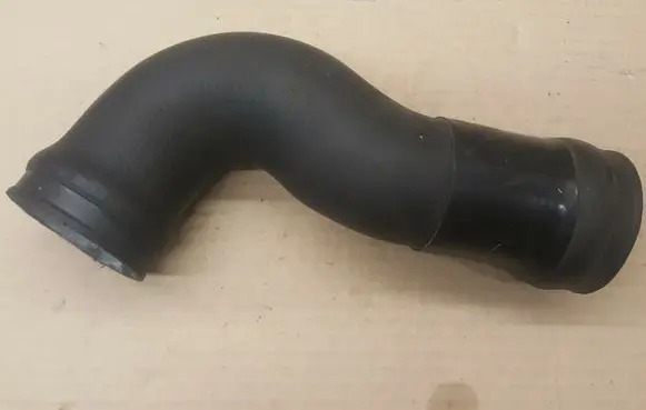 Volkswagen Golf II Air intake hose/pipe 357145838A