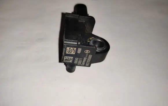 SsangYong Tivoli Airbag deployment crash/impact sensor 8627035000