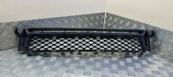 Jaguar XE Front bumper lower grill GX7317H750AA