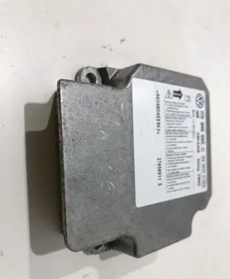Volkswagen Touran I Airbag control unit/module 1T0909605C