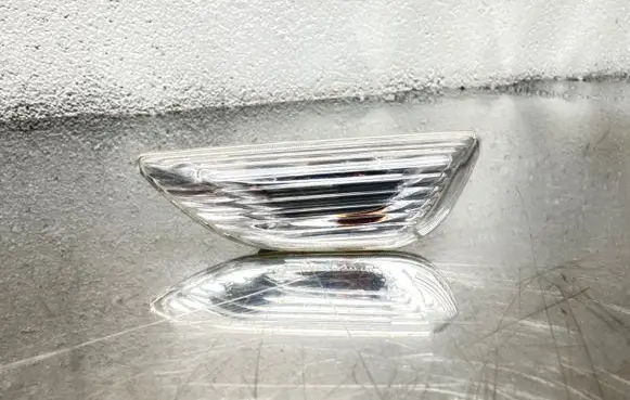 Opel Mokka Front fender indicator light 1090149