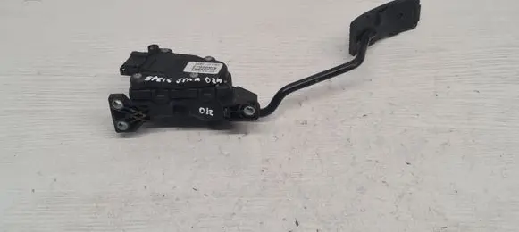 Mitsubishi Space Star Accelerator throttle pedal 30865642 M865642 6PV00830100