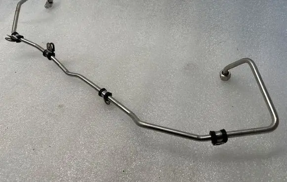 Audi RS5 Fuel line pipe 06M127507AB X5CN118 A01152018