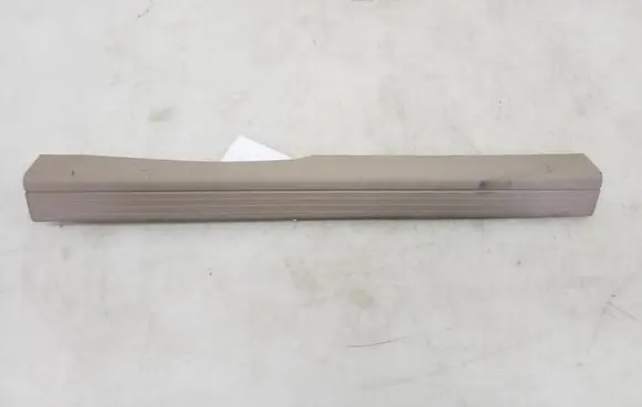 Mercedes-Benz GLK (X204) Front sill trim cover A2046861536