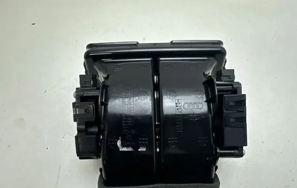 Audi A7 S7 4G Cabin air duct channel 4G0857042D