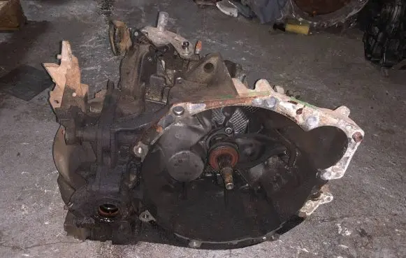 Peugeot 508 Manual 5 speed gearbox 20HDIP508