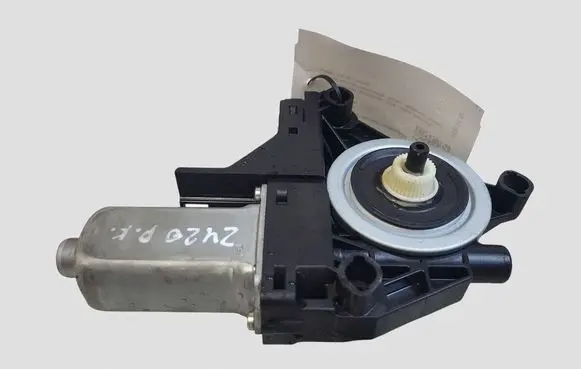 Volvo V60 Front door window regulator motor 966268103 130728